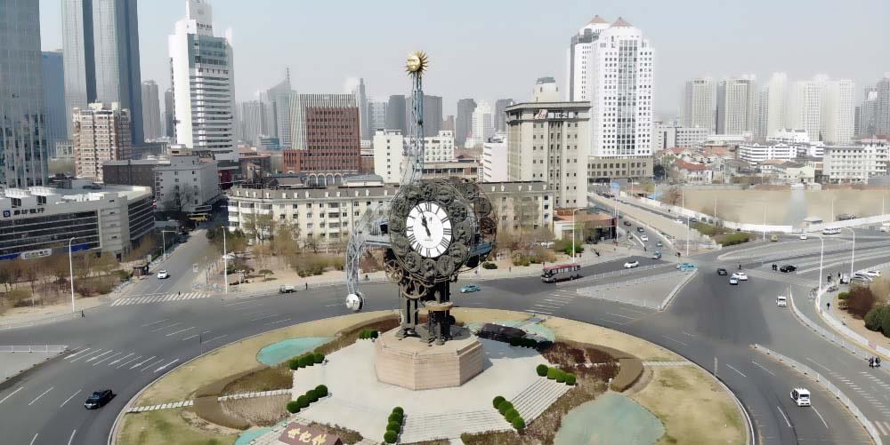 Reloj Rotonda Gigante en Estación de Trenes